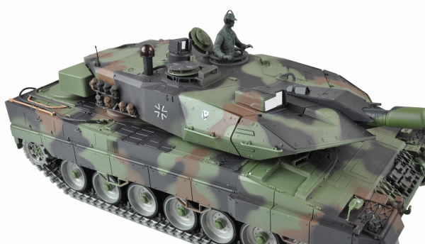 23113 Leopard 2A6 1:16 Professional Line IR/BB